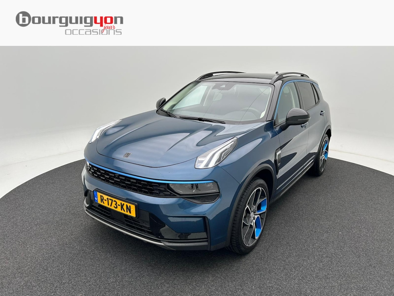 Lynk & Co 01 - 1.5 262 Pk Automaat | Navi | Panoramadak | Adaptive Cruise | Camera | 20 Inch | 39.922 Km! - AutoWereld.nl