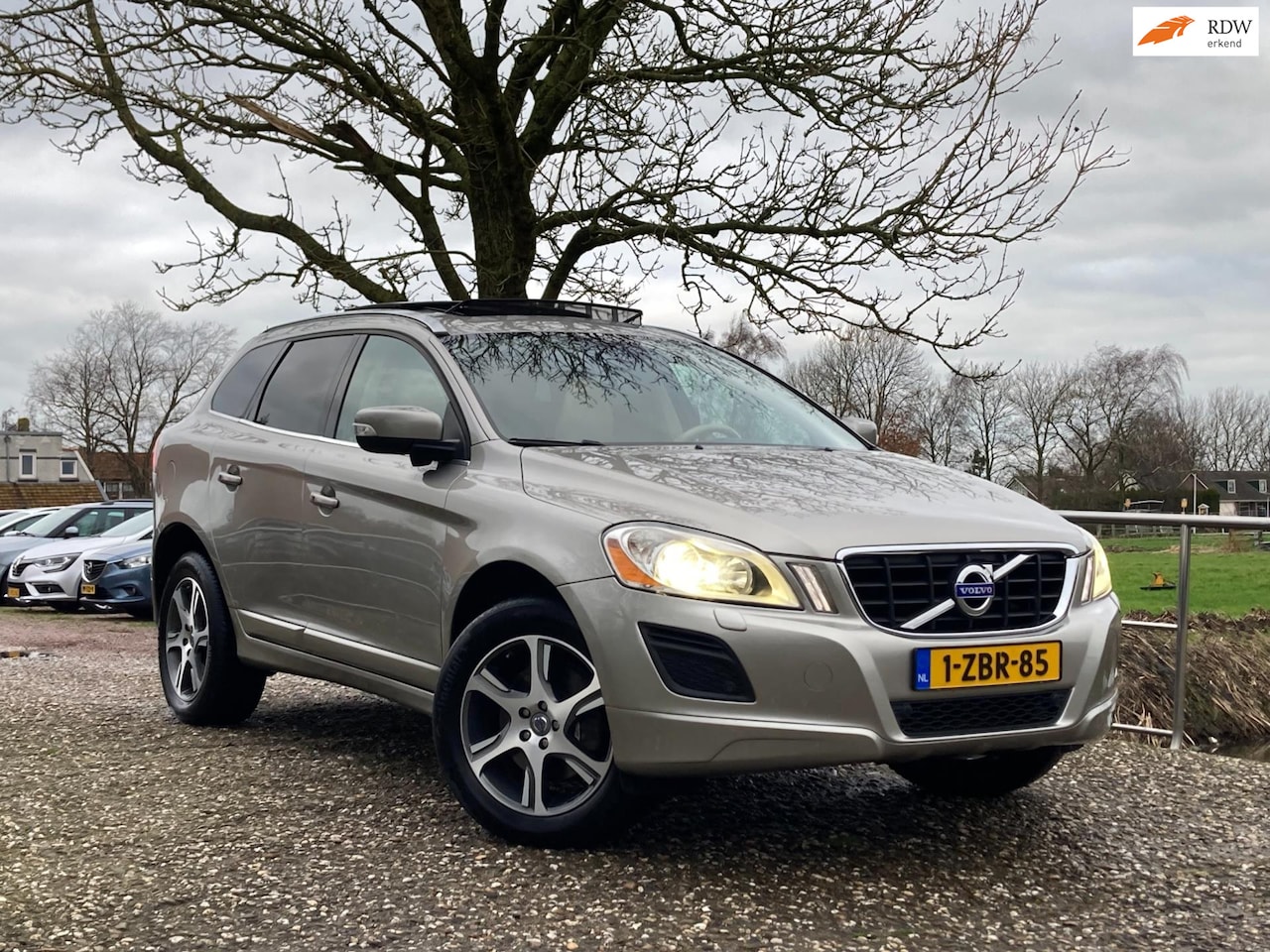 Volvo XC60 - 3.0 T6 AWD Summum | Bom vol | Top staat | nu €14.975,-!! - AutoWereld.nl