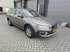 Volvo XC70 - 2.4D Momentum Lederen bekleding*Nieuwe distr.riem/waterpomp