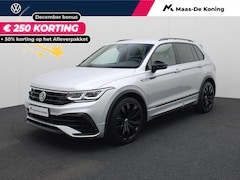 Volkswagen Tiguan - 1.5TSI/150PK R Line Blackstyle DSG · Navigatie · Trekhaak · Stoel-& stuurverwarming