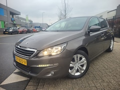 Peugeot 308 - 1.2 Benzine Panoramdak|Navigatie Luxe model