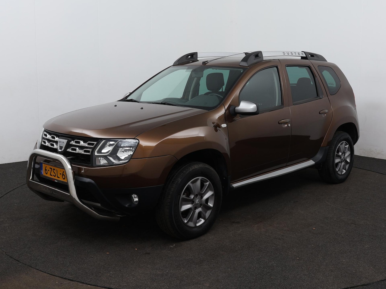 Dacia Duster - 1.2 TCe 4x2 Prestige | Trekhaak | Navigatie - AutoWereld.nl