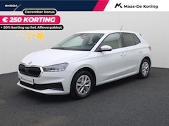 Skoda Fabia - 1.0TSI/95PK Ambition · Navigatie · Parkeersensoren · App connect · Garantie tot januari 20