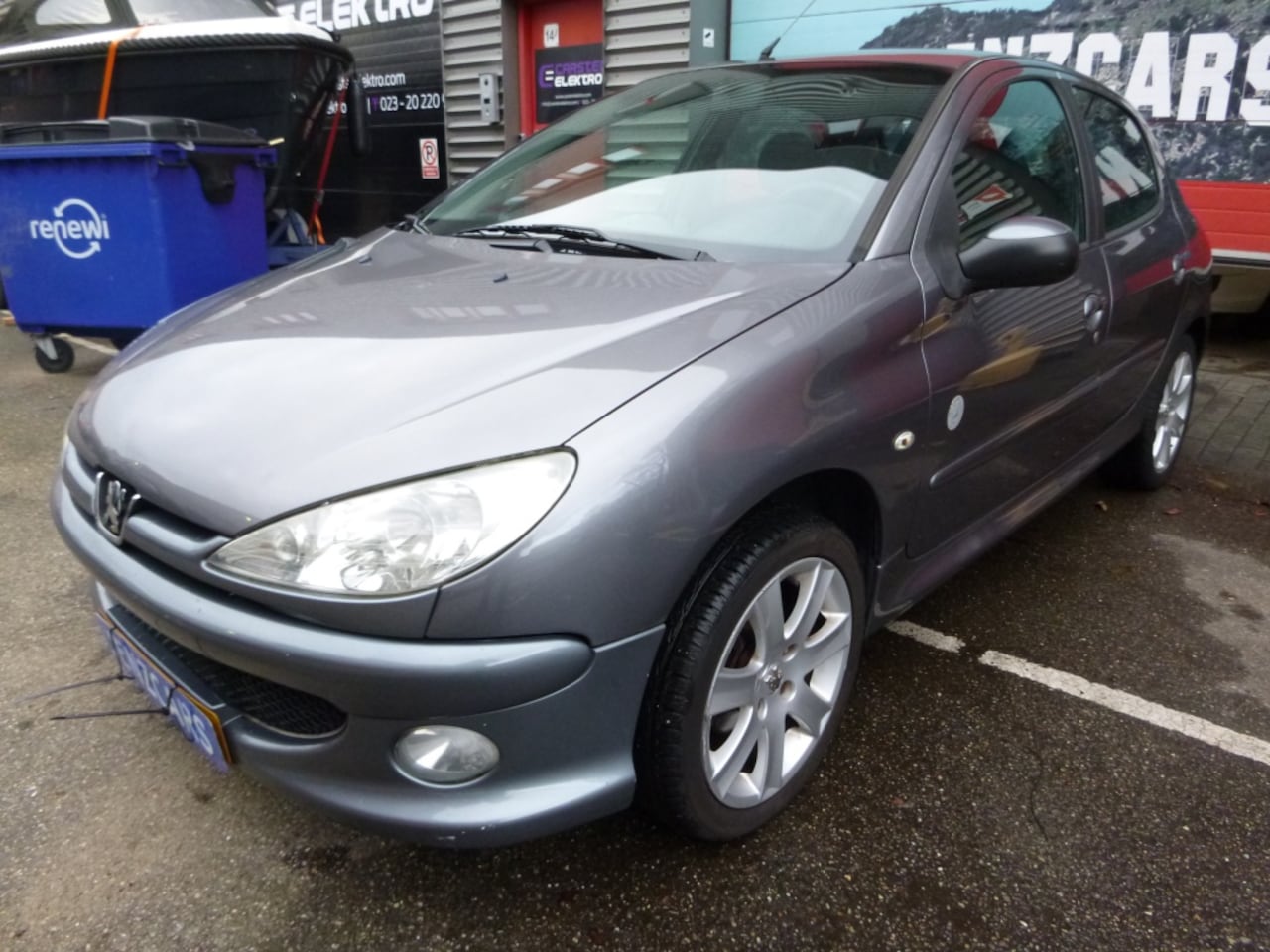 Peugeot 206 - 1.4, 5drs,AIRCO,CRUISE,trekh.APK2026 - AutoWereld.nl