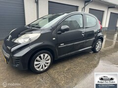 Peugeot 107 - 1.0-12V Millesim 200 Airco