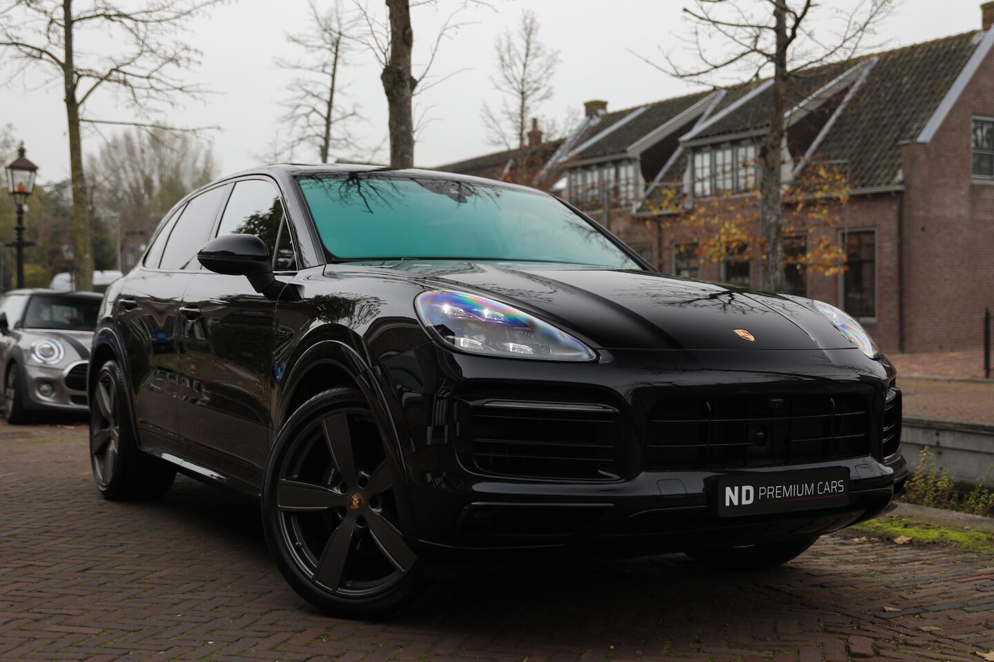 Porsche Cayenne - 3.0 E-Hybrid | Nachtzicht assistent | Sportdesign | Bose | Matrix | 22'' | Softclose - AutoWereld.nl