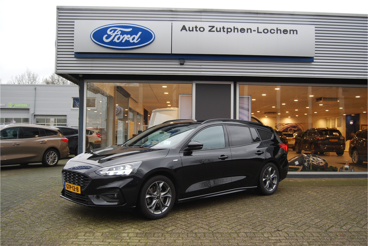 Ford Focus Wagon - 1.0 EcoBoost ST Line X Business WINTERPACK | CAMERA | FULL LED | CLIMATE | PARK. V+A | NAV - AutoWereld.nl