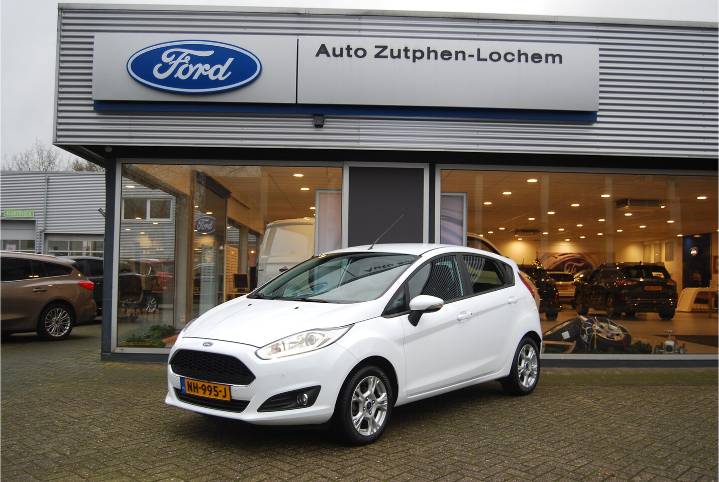 Ford Fiesta - 1.0 Style Ultimate NL-AUTO | AIRCO | NAVIGATIE | CRUISE CONTROL | BLUETOOTH | PARK V+A | - AutoWereld.nl