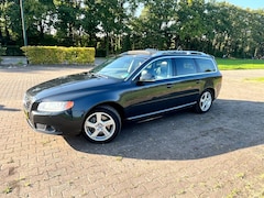 Volvo V70 - 2.4 D5 Summum