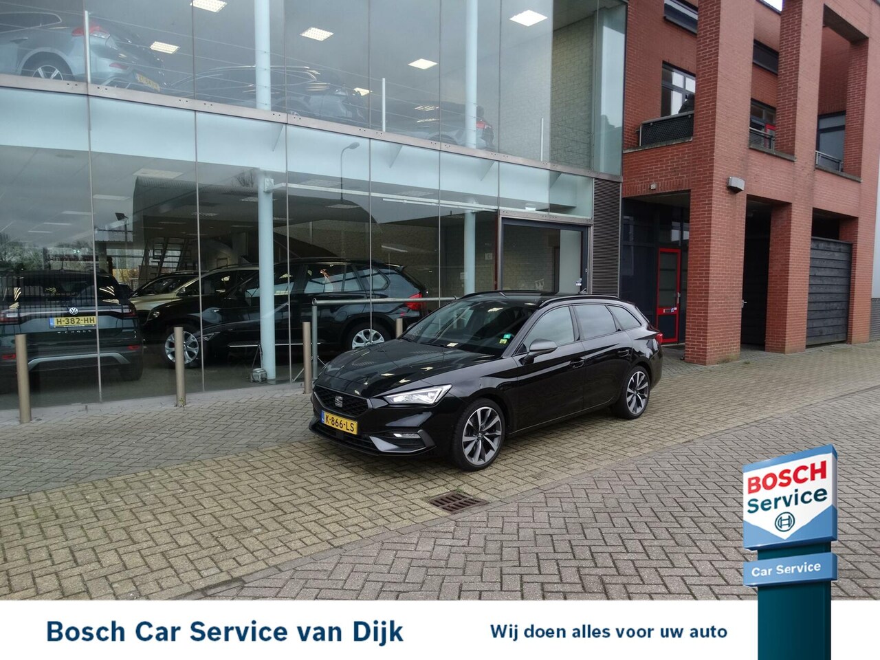 Seat Leon Sportstourer - 1.5 TSI FR 150pk 1e eig. veel opties - AutoWereld.nl