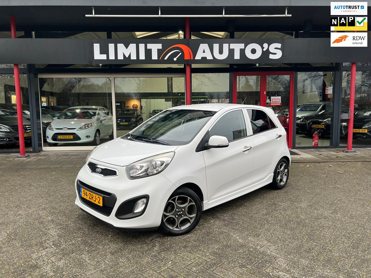 Kia Picanto - 1.0 CVVT Design Edition Airco/Cruise/Pdc/El.ramen/Trekhaak/Led/Nap/Apk - AutoWereld.nl