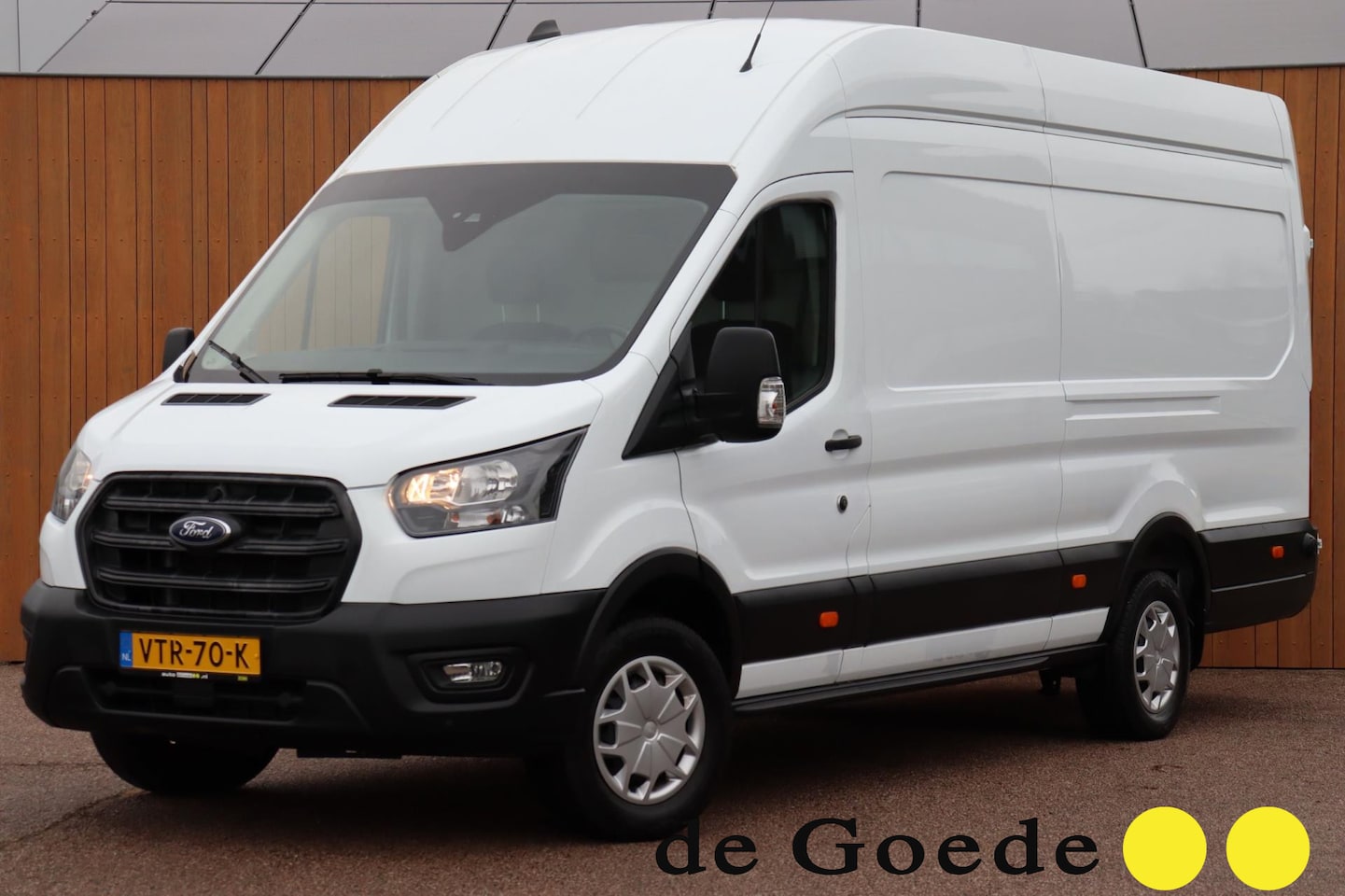 Ford Transit - 350 2.0 TDCI L4H3 Trend RWD org. NL-auto camera - AutoWereld.nl