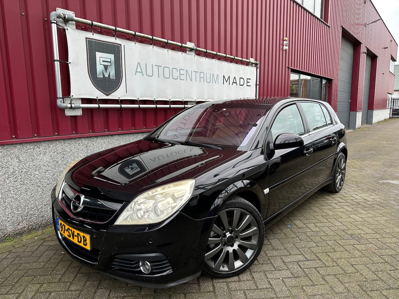 Opel Signum - 2.2-16V Sport // Aurtomaat // Leer // PDC // Navi - AutoWereld.nl