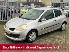 Renault Clio - 1.2-16V Expression NL AUTO NAP 3e EIGENAAR Trekhaak l Elek pakket l Centraal TOPSTAAT