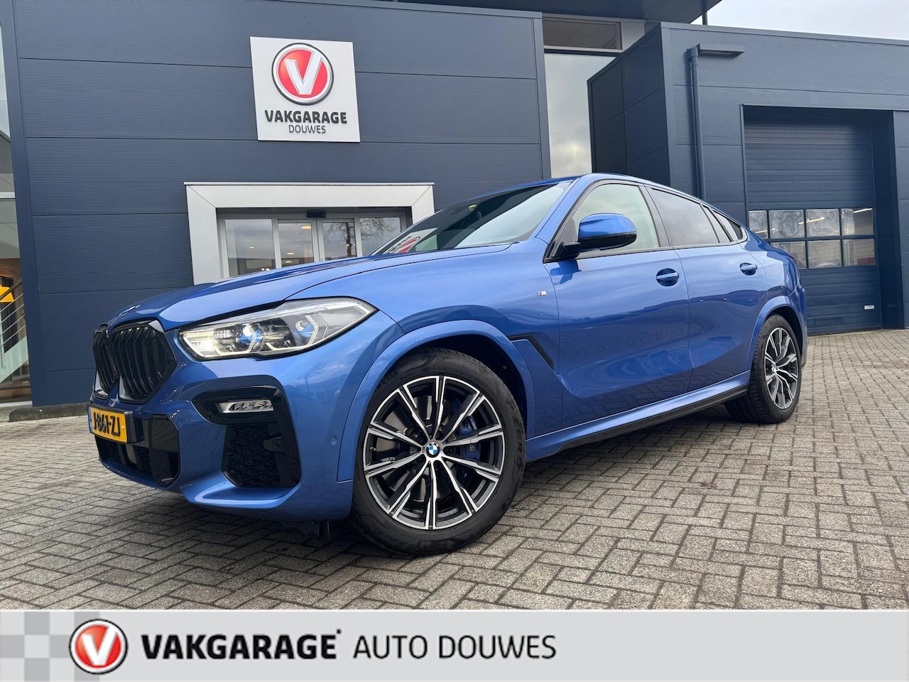 BMW X6 - XDrive40i High Executive |Individual|Nw Model|Bomvol|Pano|Elekt trekhaak - AutoWereld.nl