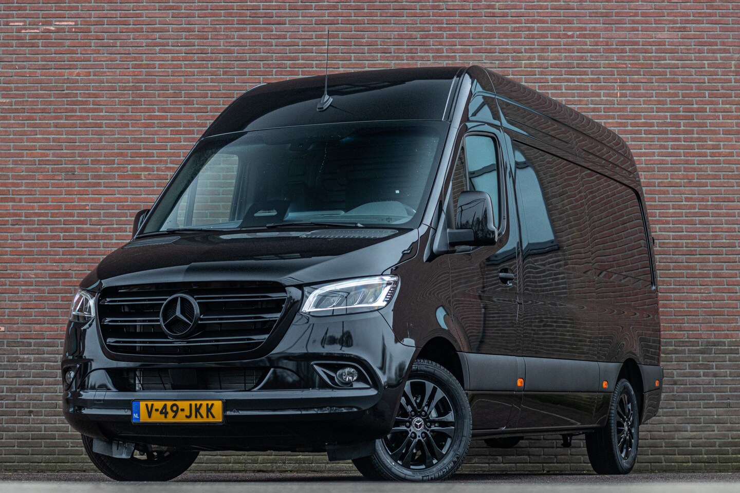 Mercedes-Benz Sprinter - 319 1.9 CDI 191PK L2H2 Pro ** NIEUW ** Carplay, Adaptive Cruise, Stoelverwarming, Full LED - AutoWereld.nl