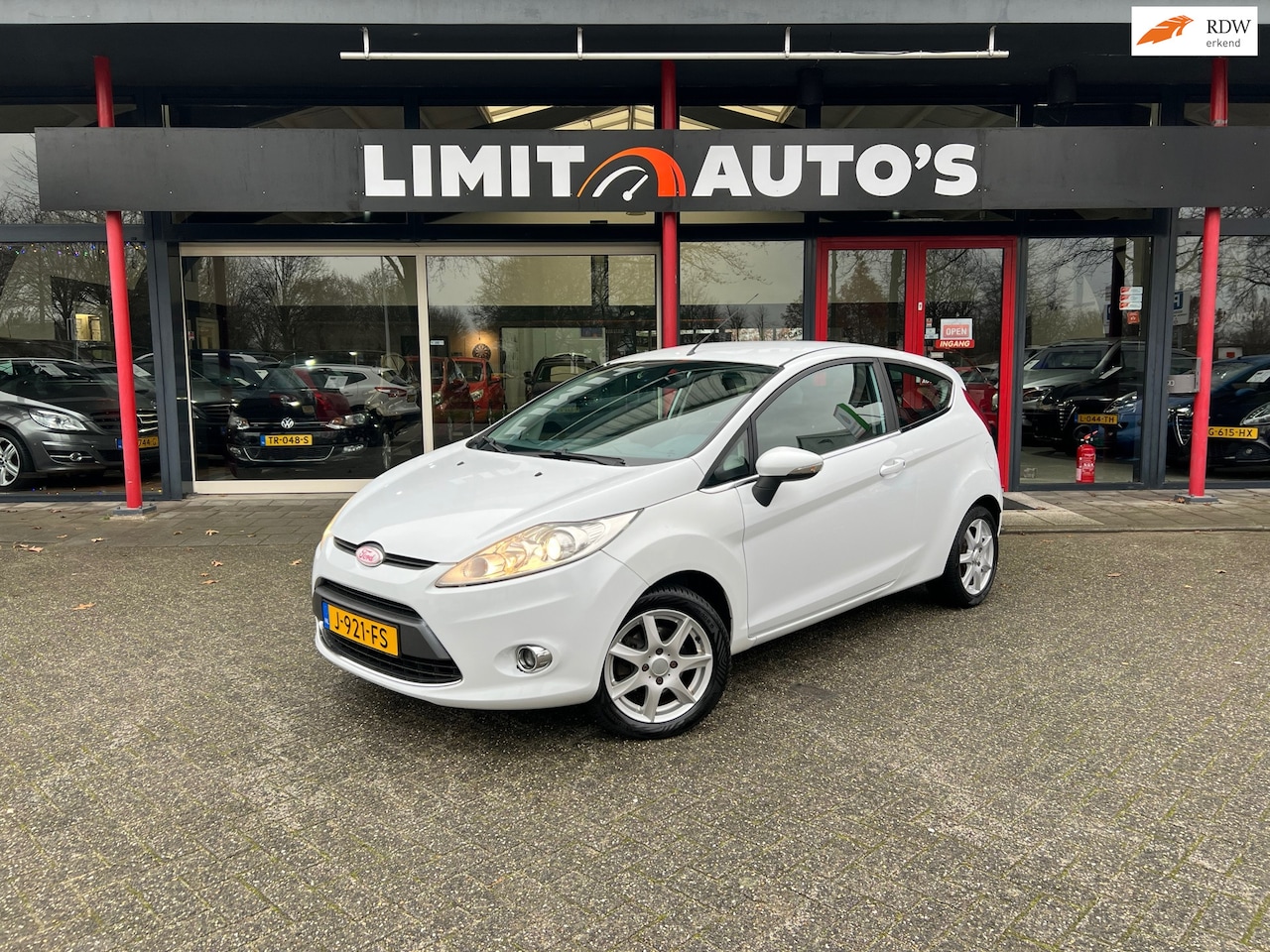 Ford Fiesta - 1.25 Trend Climate/El.ramen/St.verwarming/Lmv/Trekhaak/Apk - AutoWereld.nl