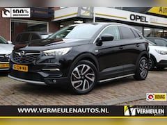 Opel Grandland X - 1.2 Turbo 130PK Automaat Business Executive + 19"/ Navi/ Clima/ Camera/ Winterpakket/ Pano