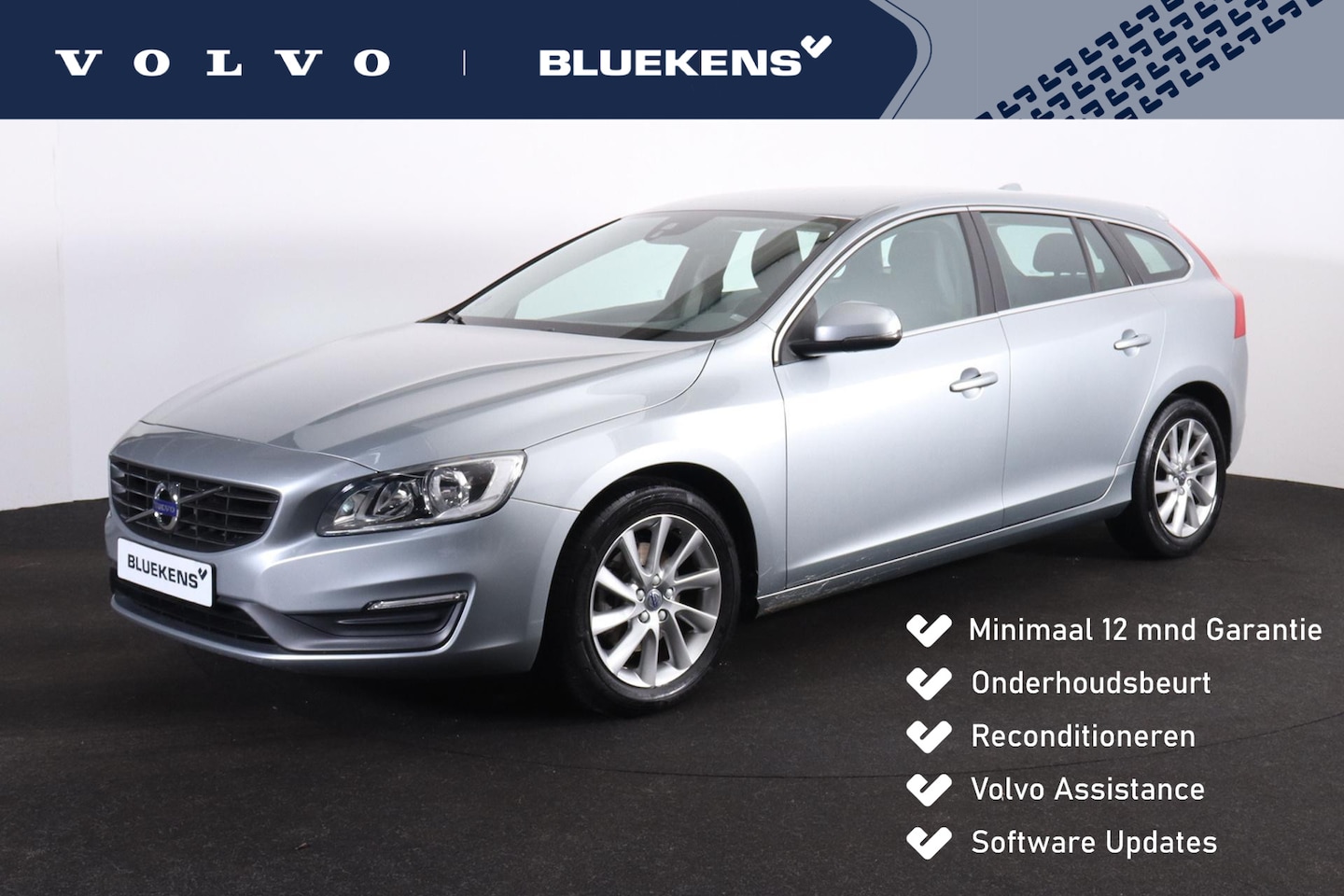 Volvo V60 - T3 Momentum - Sensus navigatie - Climate Control - Bluetooth telefoon en -mediaverbinding - AutoWereld.nl