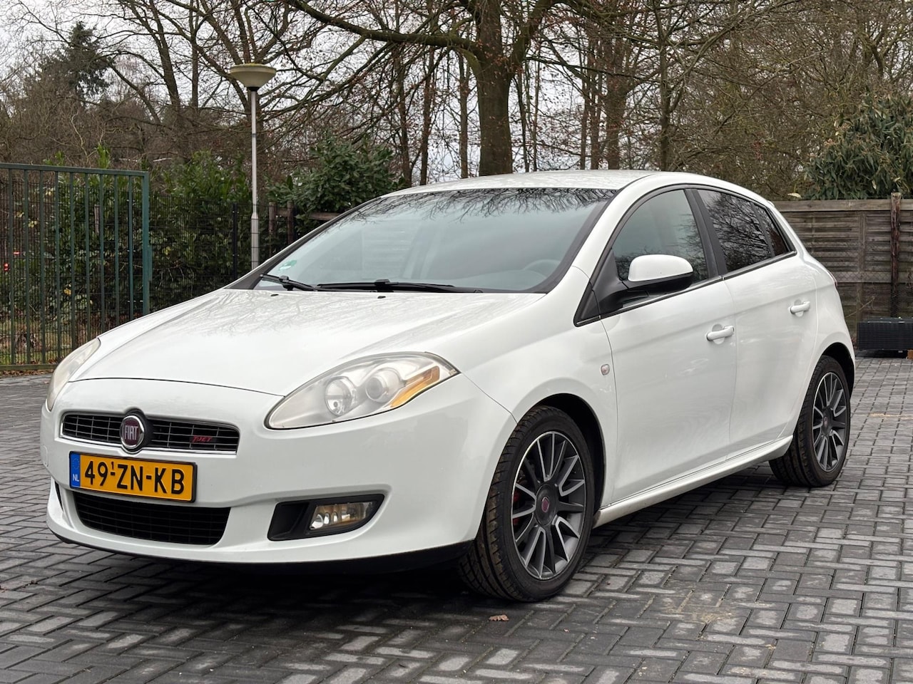 Fiat Bravo - 1.4 T-Jet Sport/Airco/Cruise/4 elk.ramen - AutoWereld.nl