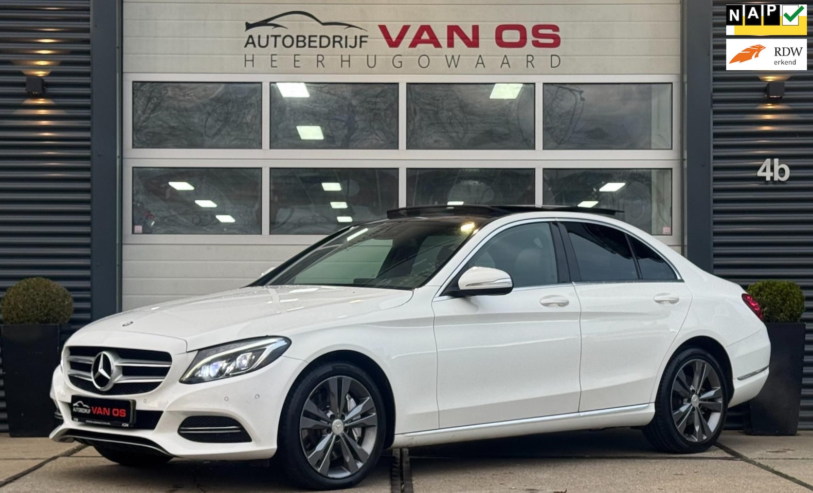 Mercedes-Benz C-klasse - 350 e Lease Edition PANO / AUTOMAAT / LEDER - AutoWereld.nl