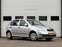 Skoda Fabia - 1.2-12V Creation Airco | Cruise control | Nieuwe APK