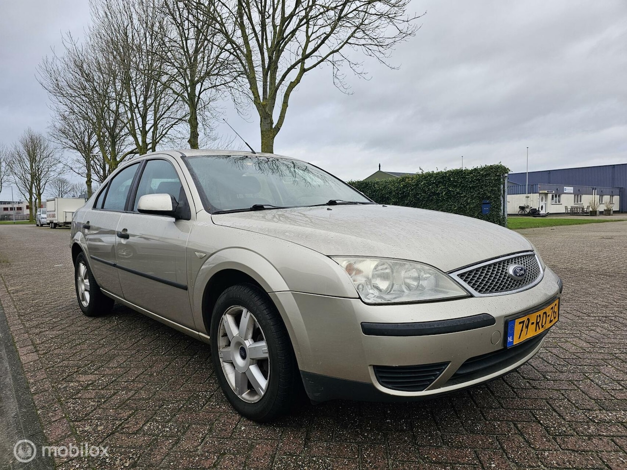 Ford Mondeo - 1.8-16V Futura 1.8-16V Futura Nieuwe Apk - AutoWereld.nl