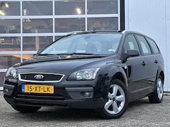 Ford Focus Wagon - 1.8-16V Futura Flexifuel 126pk | Airco | Cruise Control | Navigatie | Stoelverwarming | Vo