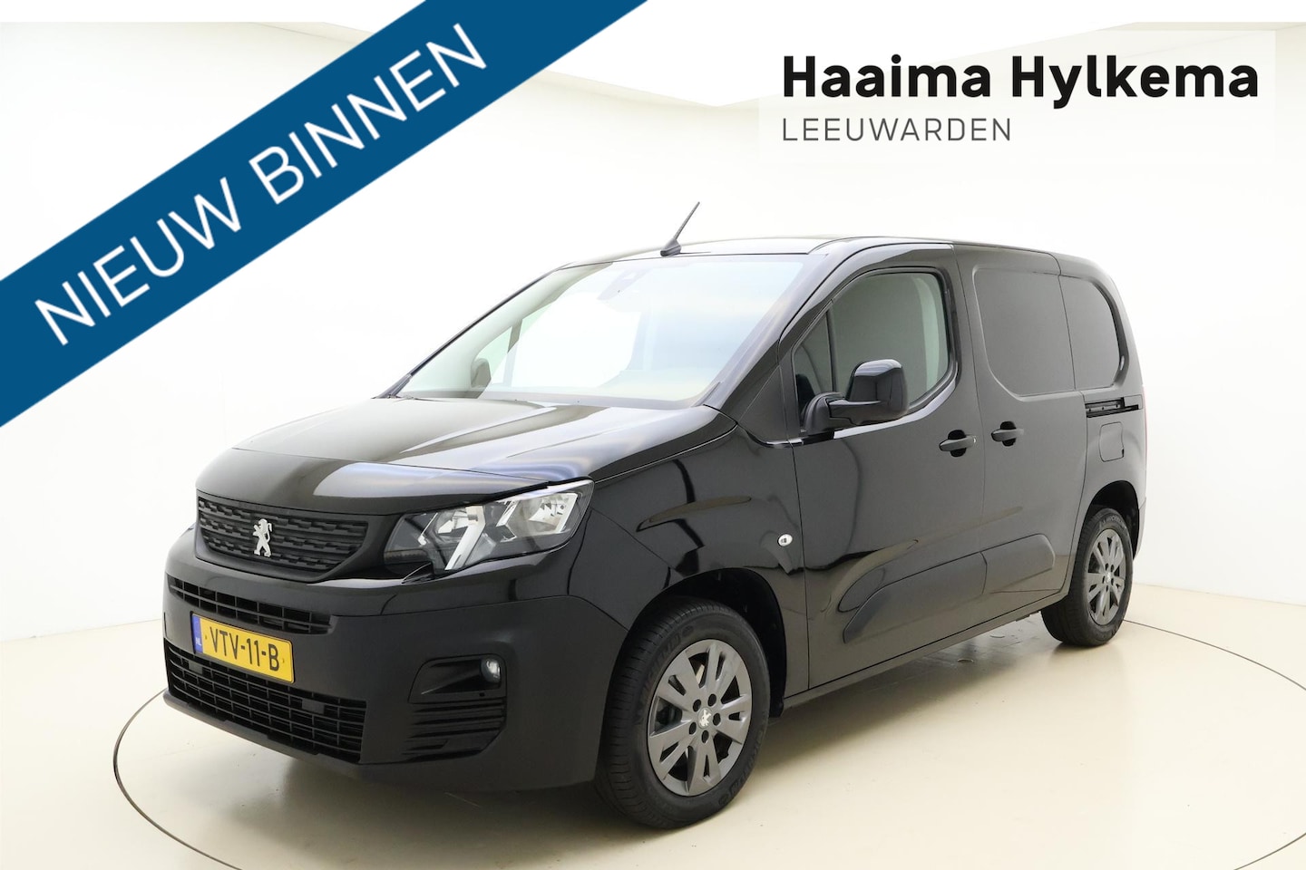 Peugeot Partner - 1.5 BlueHDi 130 EAT8 S&S L1 | AUTOMAAT | Trekhaak | 2-zits | Camera | Dubbele schuifdeur | - AutoWereld.nl