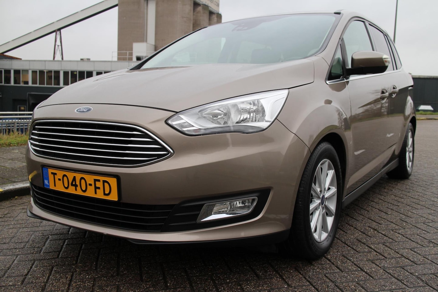 Ford Grand C-Max - 1.0 Titanium_NETTE AUTO_PRIMA_STAAT_ - AutoWereld.nl