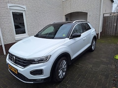 Volkswagen T-Roc - 1.5 TSI Sport 110kW/150pk.adaptive cruise control