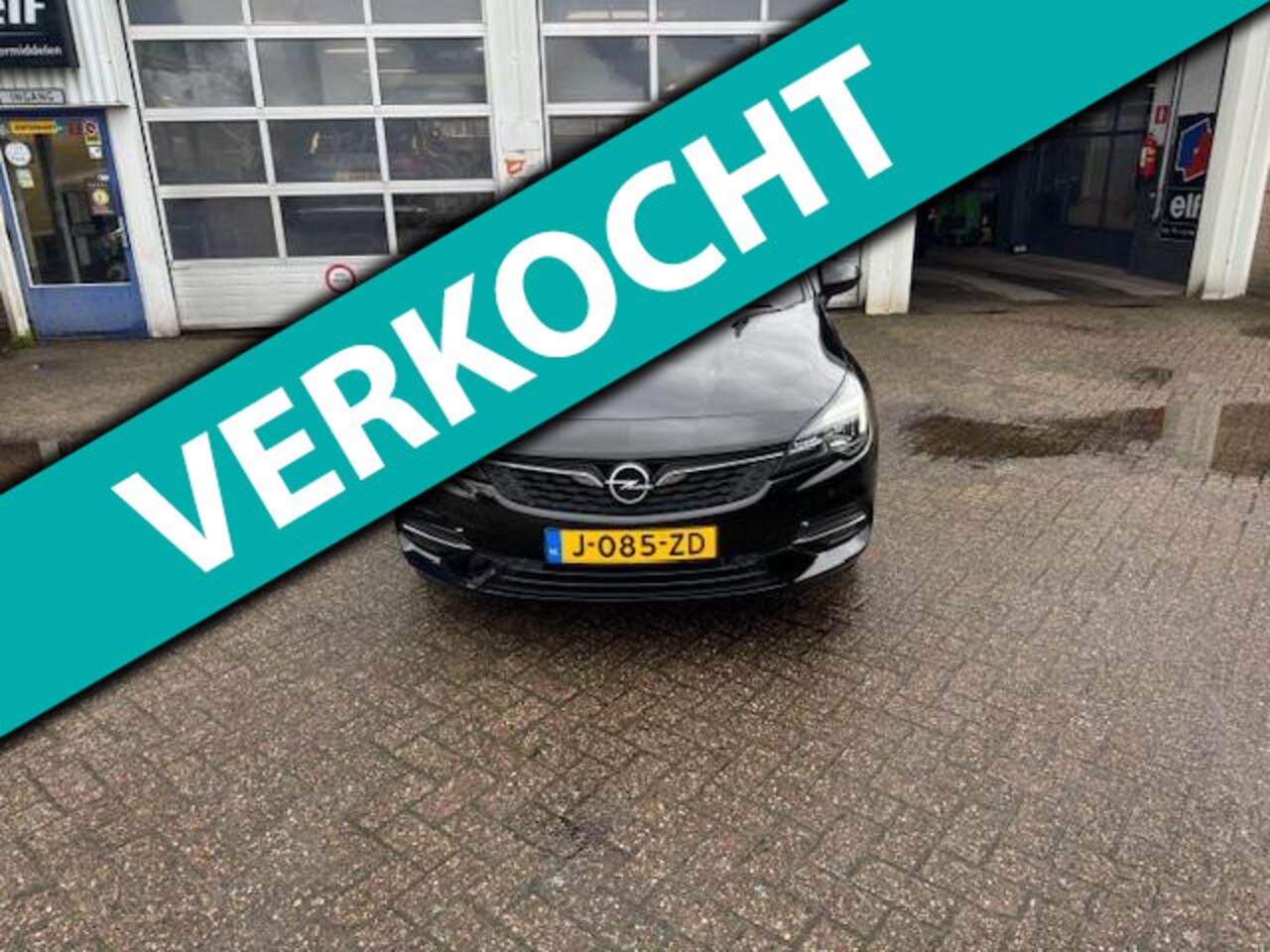 Opel Astra Sports Tourer - 1.2 Business Executive 1.2 Business Executive - AutoWereld.nl