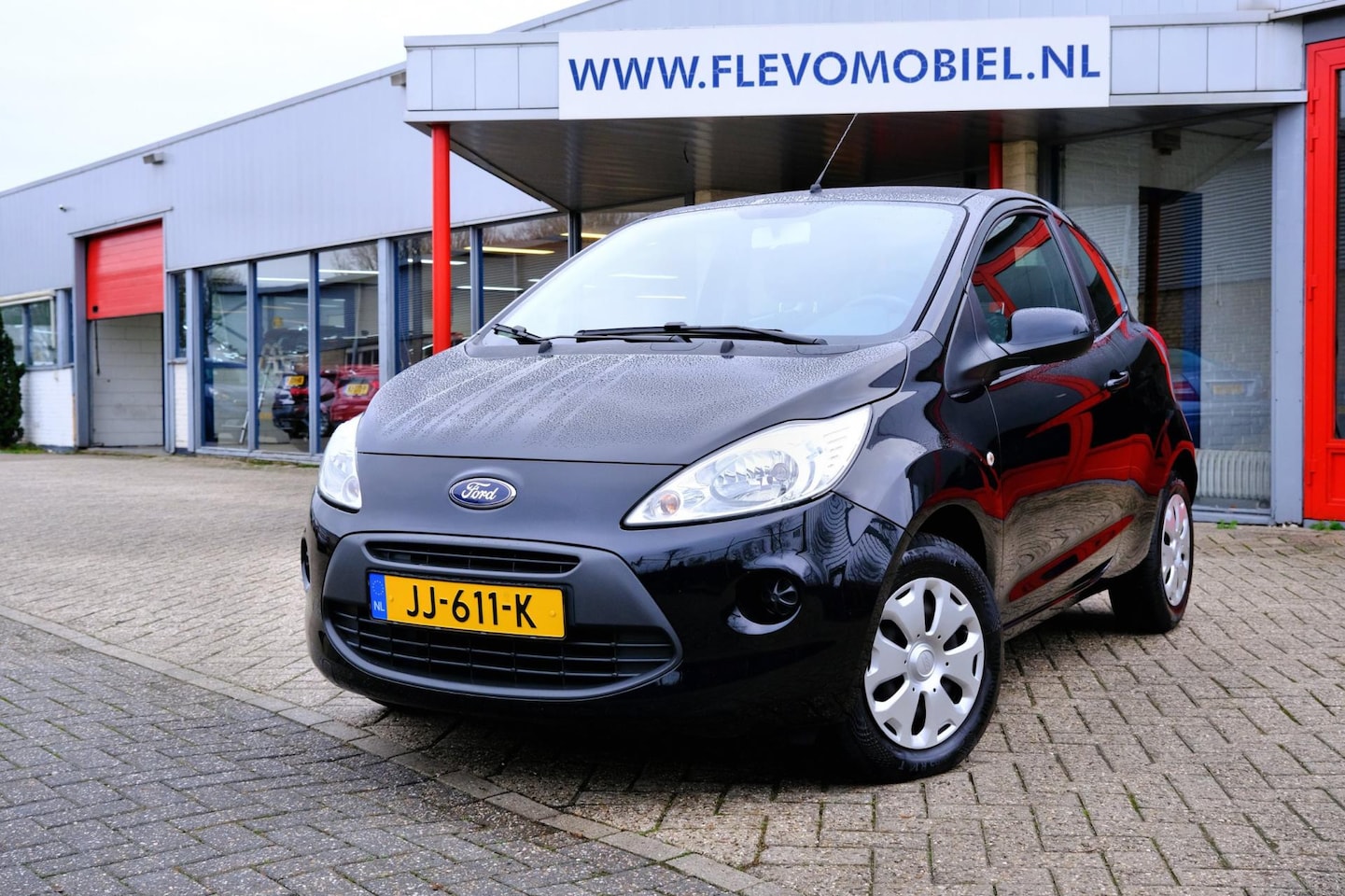 Ford Ka - 1.2 Style start/stop *48.000km!* Airco - AutoWereld.nl