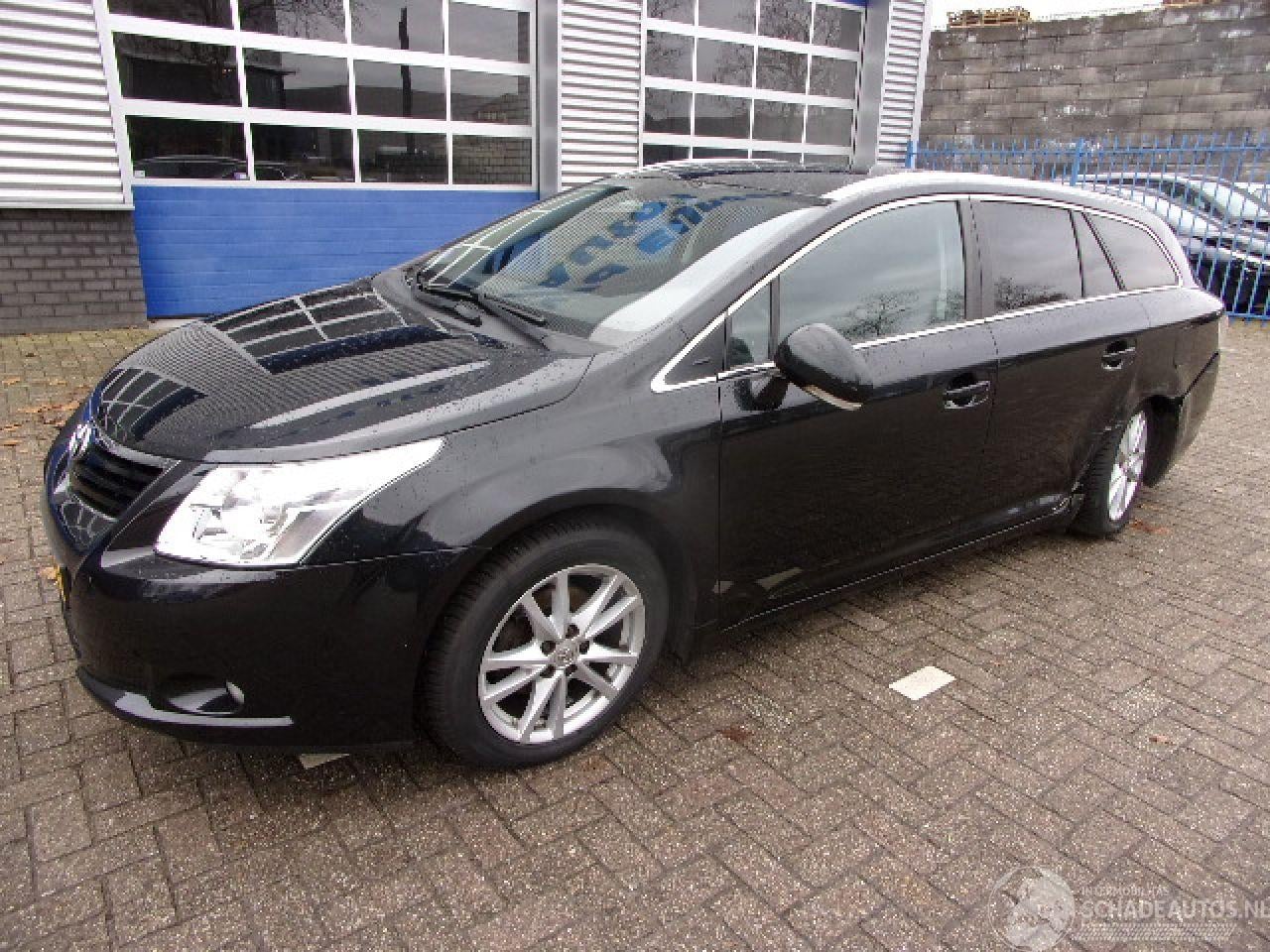 Toyota Avensis - 1.8 VVTi AUTOMAAT - AutoWereld.nl