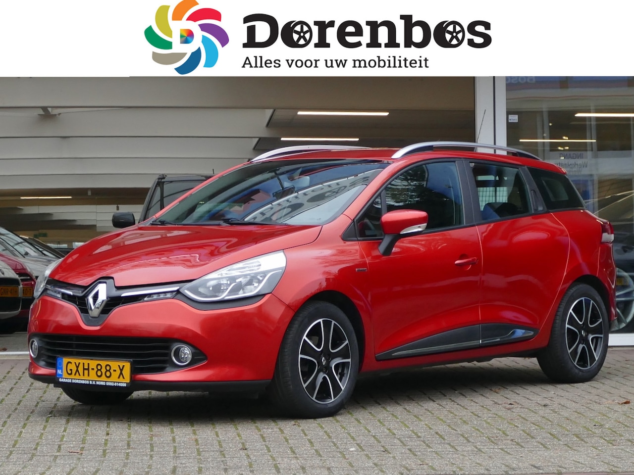 Renault Clio Estate - 1.2 AUTOMAAT | stoelverwarming | winterwielen | navigatie - AutoWereld.nl