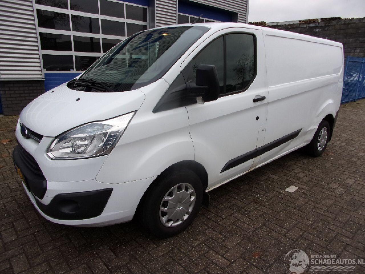 Ford Transit Custom - 2.2 TDCI TREND L2H1 - AutoWereld.nl