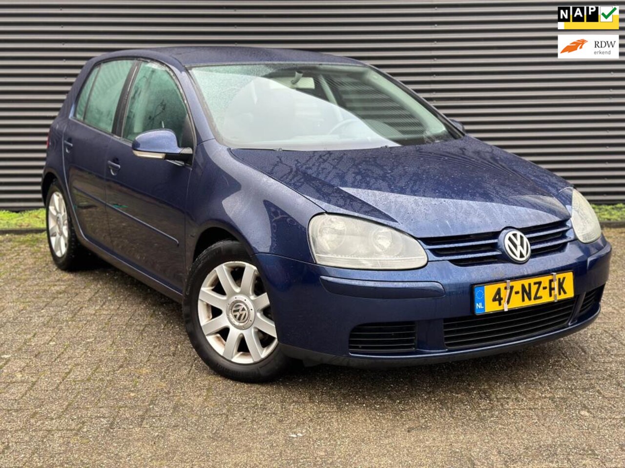 Volkswagen Golf - 1.6 FSI Sportline Airco-elektrische ramen - AutoWereld.nl