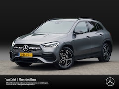 Mercedes-Benz GLA-Klasse - GLA 250 e AMG Line Night | Trekhaak Sfeerverlichting Dodehoek