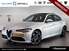 Alfa Romeo Giulia - Veloce Ti 2.0 TURBO 280pk AWD AUTOMAAT | COGNAC LEDER | SCHUIF/KANTELDAK | NAVI | CAMERA |