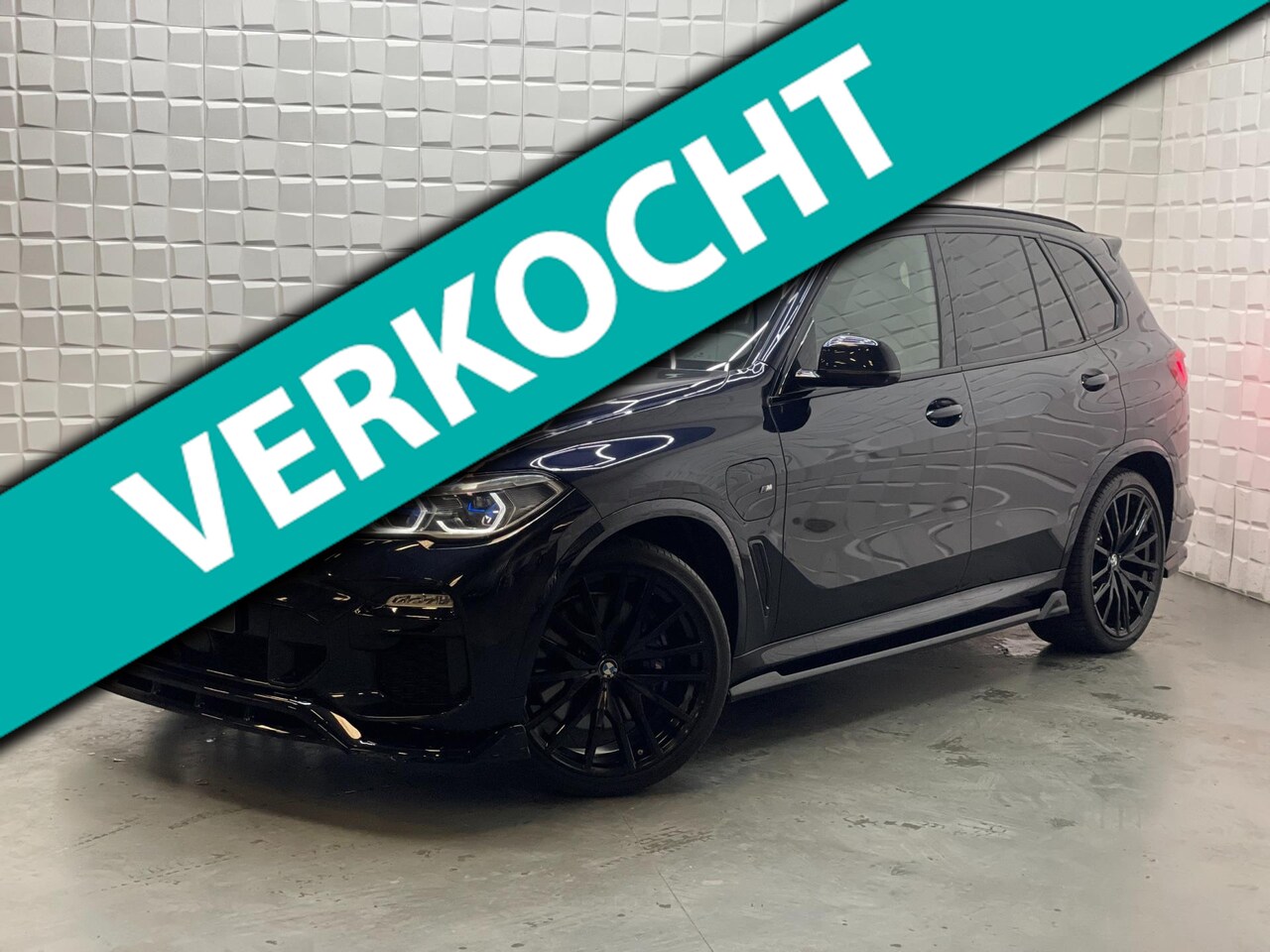 BMW X5 - XDrive45e M PAKKET MASSAGE 360 HUD LASER H&K ACC - AutoWereld.nl