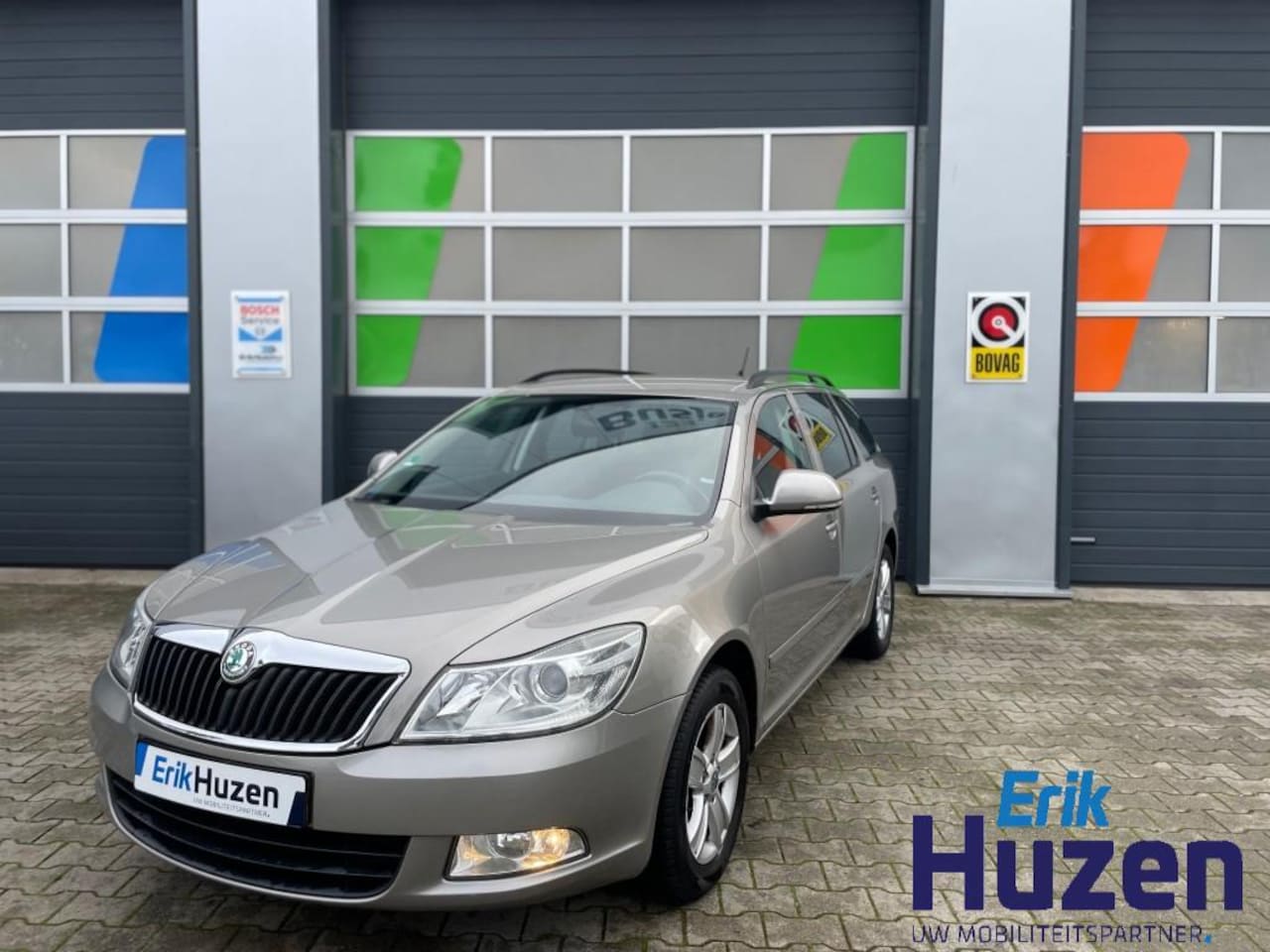 Skoda Octavia - 1.2 TSI AMBITION BNS / BLUETOOTH / BOORDCOMPUTER / MISTLAMPEN - AutoWereld.nl