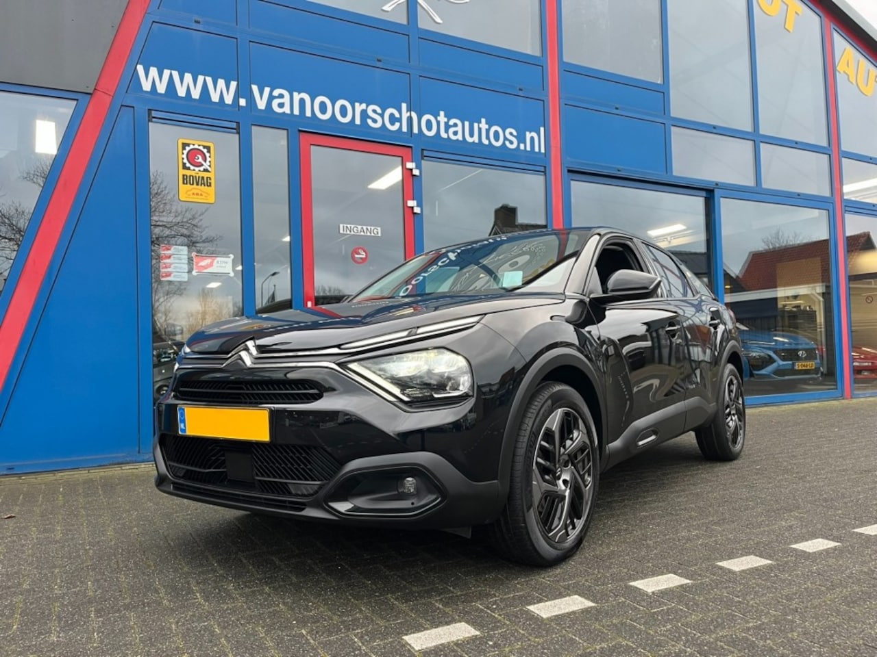 Citroën C4 - 1.2 130pk Automaat  Navi Carplay Camera Airco bj2022 - AutoWereld.nl