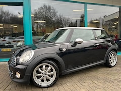 MINI Mini - COOPER 1.6 10 YEARS EDITION Leder, Navi, Cruise, 17Inch, NAP