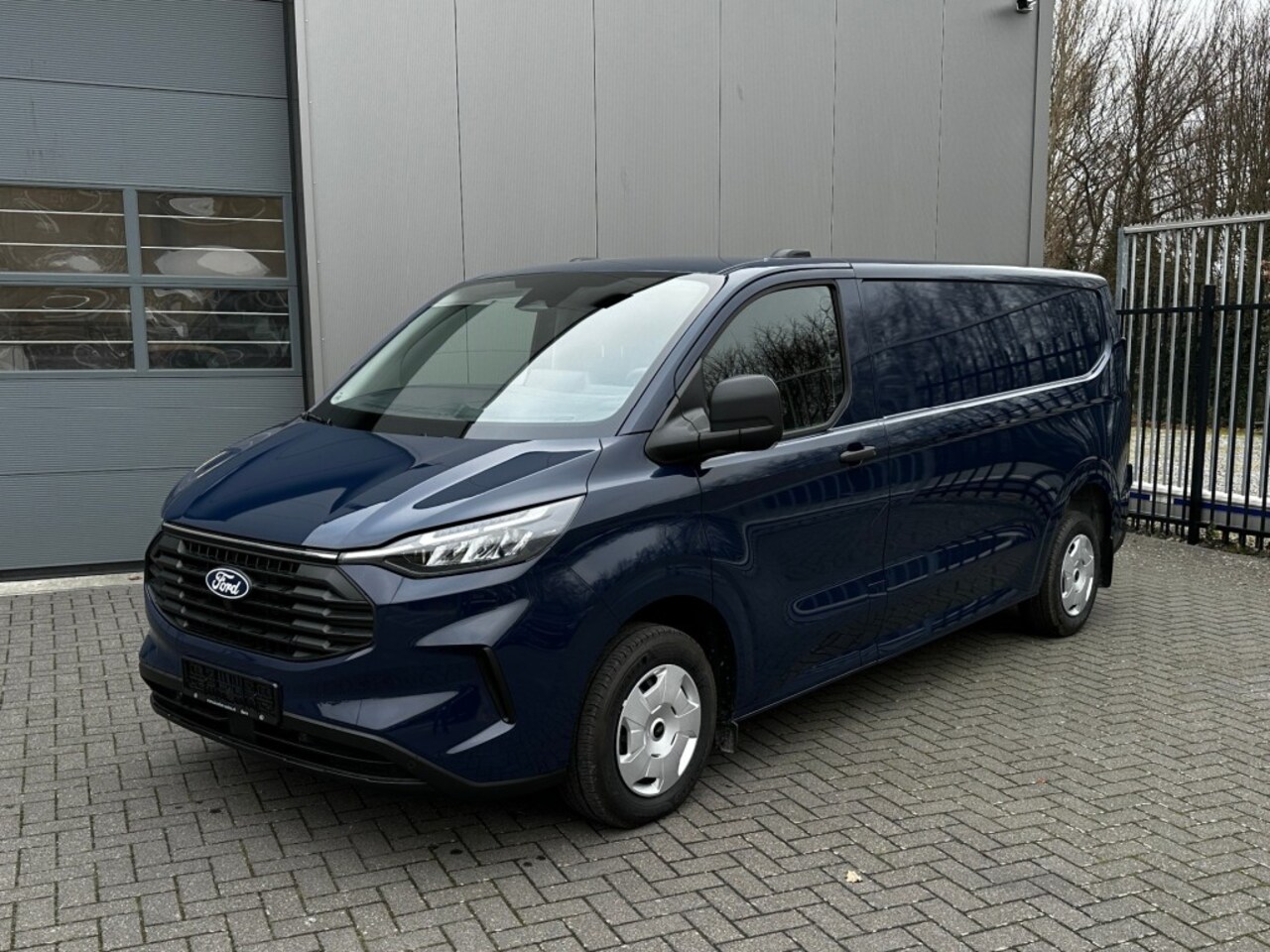 Ford Transit Custom - 320 L2 150pk TREND Trekhaak Cargo-pack, Camera  4 J.Garantie 200 - AutoWereld.nl