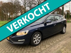 Volvo V60 - 1.6 D2 Summum AUTOMAAT NAP ZEER MOOI