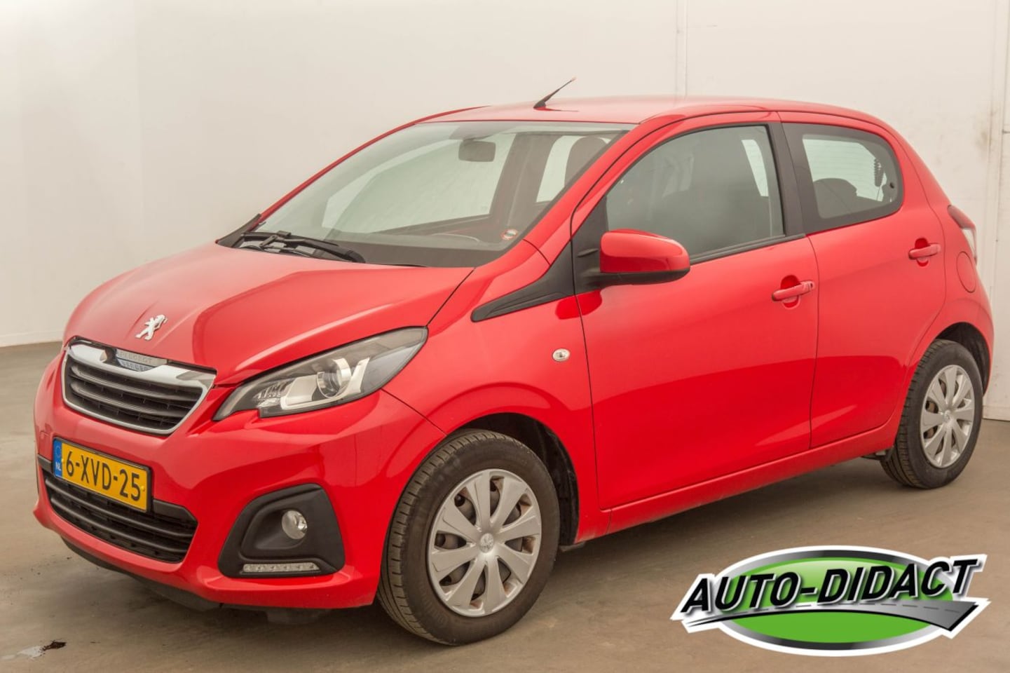 Peugeot 108 - e-VTi Active 63.157 km - AutoWereld.nl