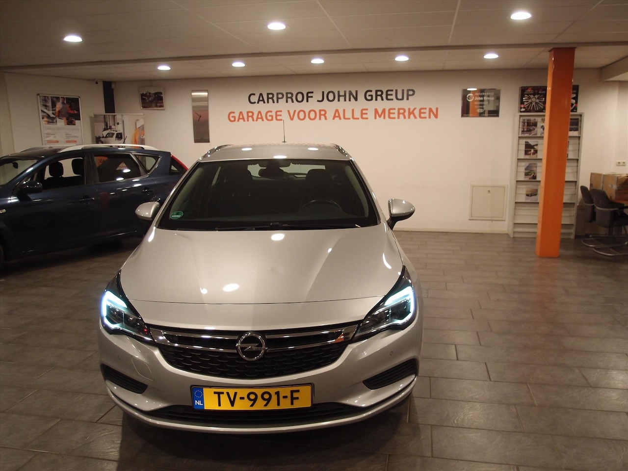 Opel Astra Sports Tourer - 1.0 Turbo 105pk Start/Stop Business+ - AutoWereld.nl