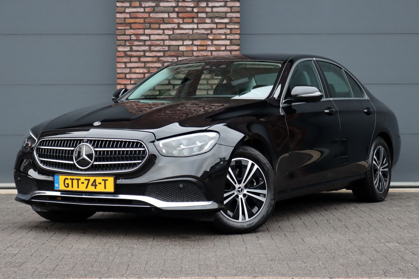 Mercedes-Benz E-klasse - 220 d 4MATIC Luxury Line Aut9 | Distronic+ | HUD | Augmented Reality | Sfeerverlichting | - AutoWereld.nl