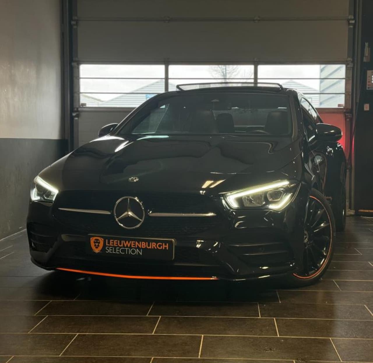 Mercedes-Benz CLA-Klasse - 200 AMG Pano Night Camera Keyless! - AutoWereld.nl