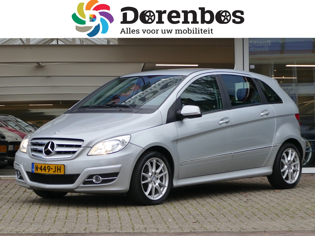 Mercedes-Benz B-klasse - 180 Business Class AUTOMAAT | stoelverwarming | all-season-banden - AutoWereld.nl